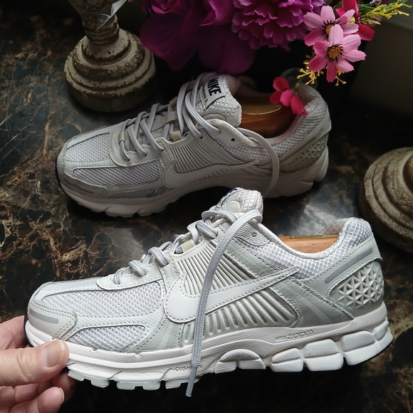 Nike Vomero 5 Vast Grey Athletic/Lifestyle Shoes Size 8 Men/9.5 for Women - Picture 5 of 12
